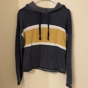 Cropped relaxed hoodie